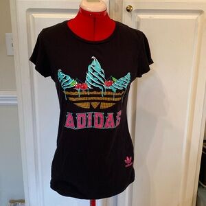 Adidas top